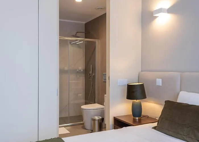 Cc Downtown Palace - J Apartman