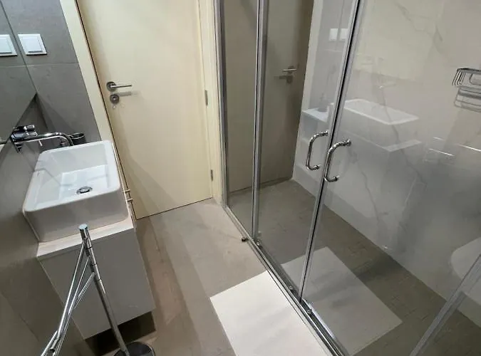 Cc Downtown Palace - J Apartman